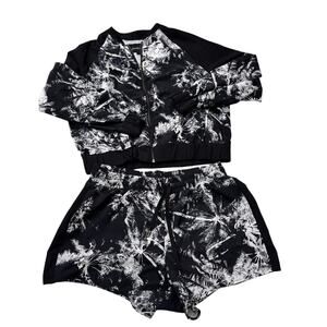 Torrid 2piece Lightweight Zip Jacket & Shorts Tropical B&W Print Plus Size 0